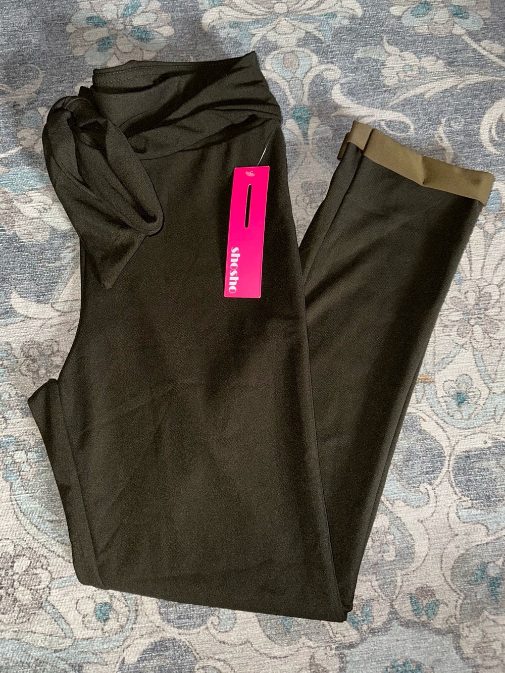 Women’s ShoSho Tie-Waist Ponte Legging Pants - Large